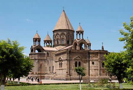کلیسای اچیمیادزین,تصاویر کلیسای اچیمیادزین,کلیسای اچیمیادزین در ارمنستان