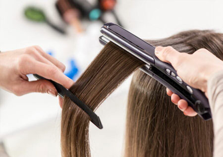 روش صاف کردن مو,انواع روش صاف کردن مو,صاف کردن مو به روش کراتینه کردن مو